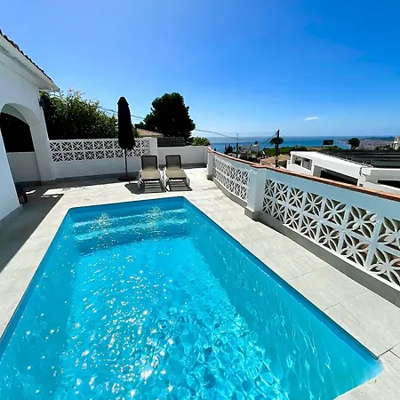 Holiday home Maison Charmante Avec Piscine Privee